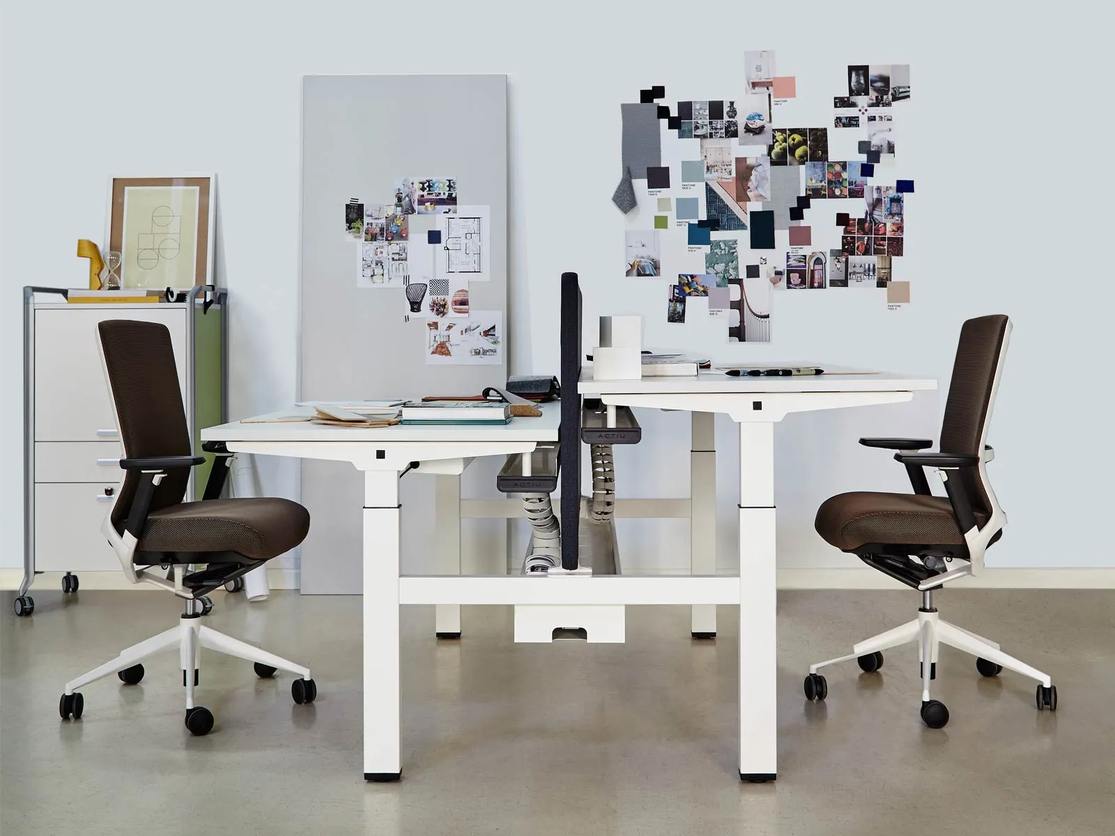 Bureau bench 2 personnes Mobility avec réglage en hauteur électrique - Actiu
